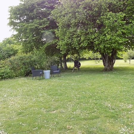 Apartament Vue Du Jardin Les Adjots Zewnętrze zdjęcie